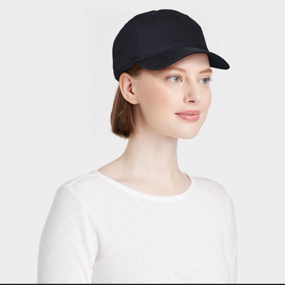 Classic Black Cap